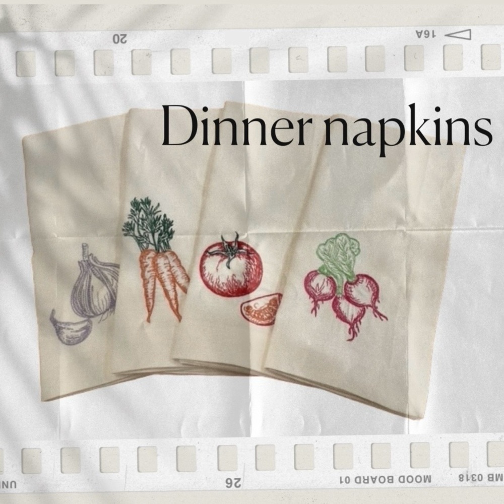 Embroidered Garden Dinner Napkins, 4 piece set
